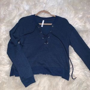NWOT:Crop Top Sweatshirt/Shirt
